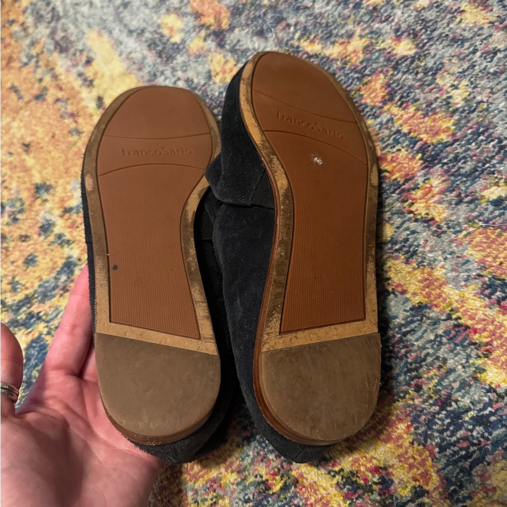 Flats - Picture 3 of 4